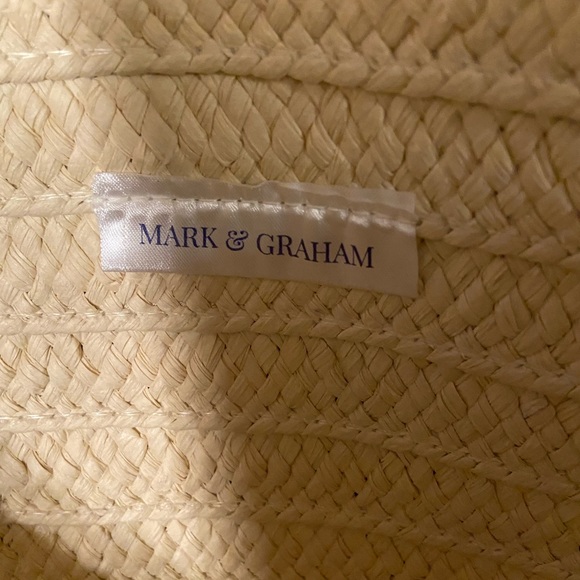 Mark and Graham oversized tote bag - Picture 6 of 8